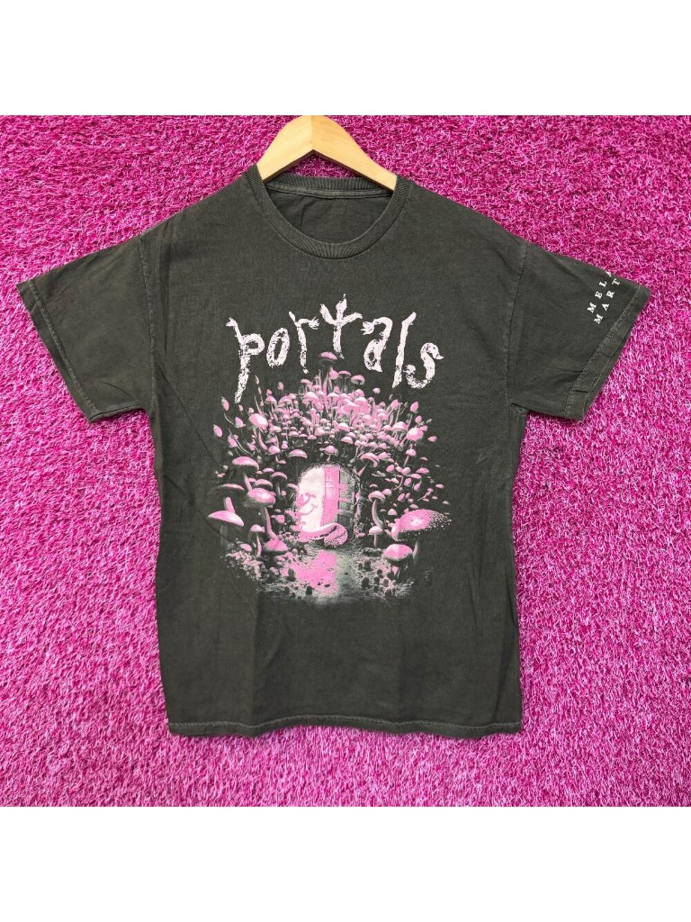 Melanie Martinez Magic Mushroom Forest Door Portals Tee M